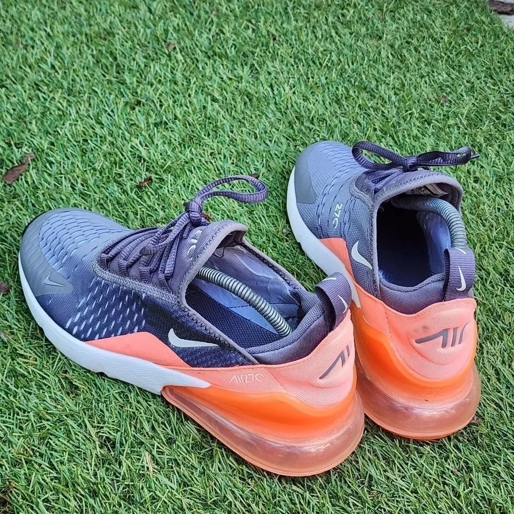NIKE AIR MAX 270 - Women's Sneakers - SIZE 7.5